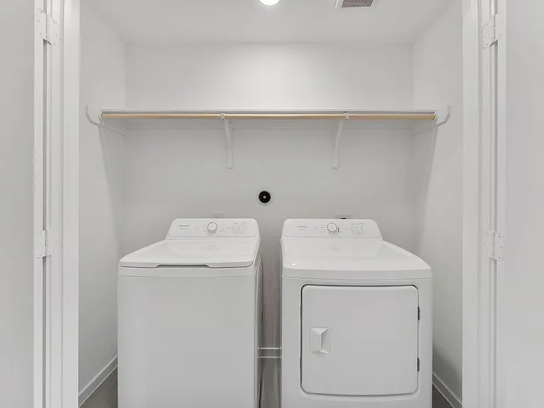 706 Umbrella Tree Dr — Photo 25