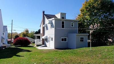 5th image of 119 S Railroad Ave