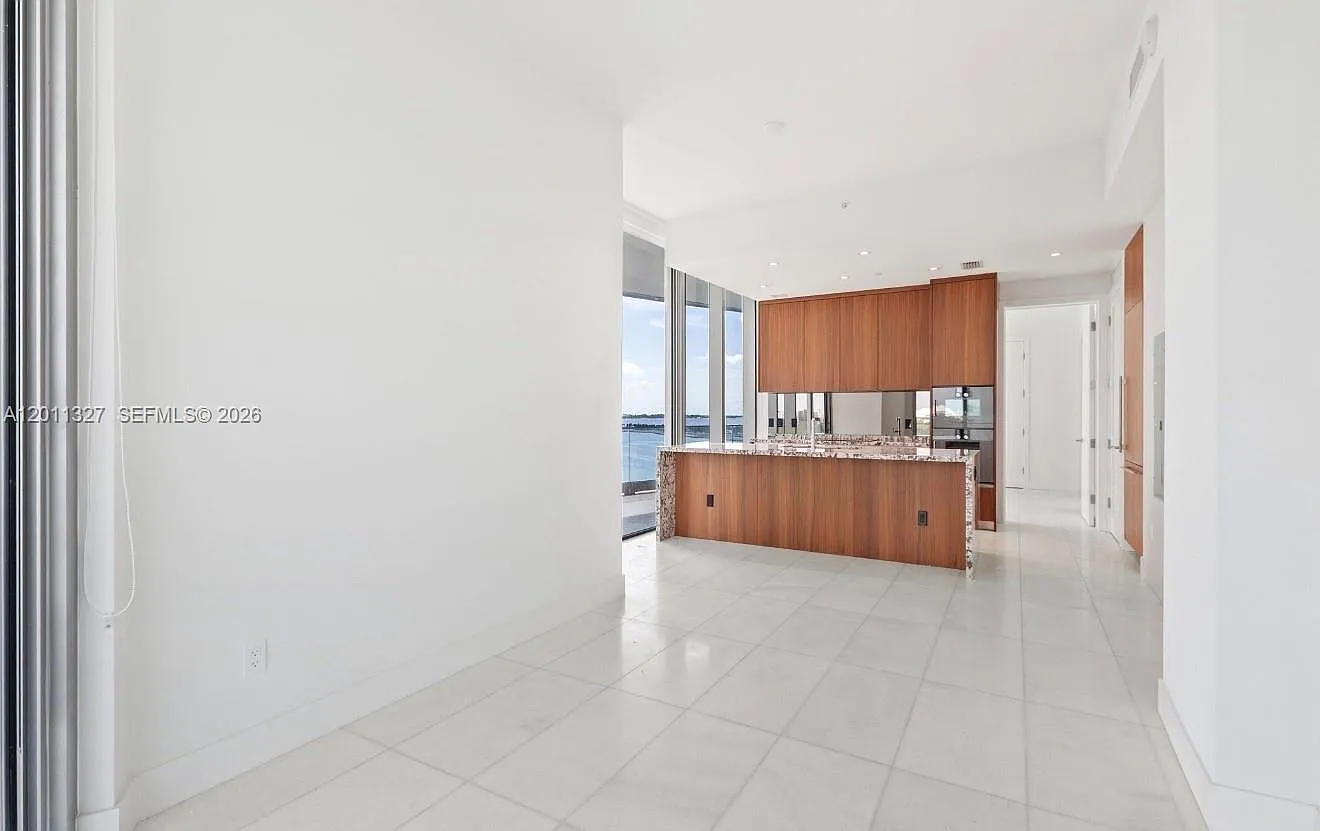 Una Residences — Photo 3