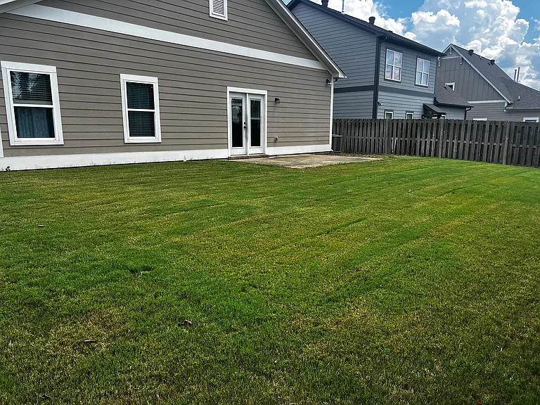 711 Windmill Cir — Photo 11