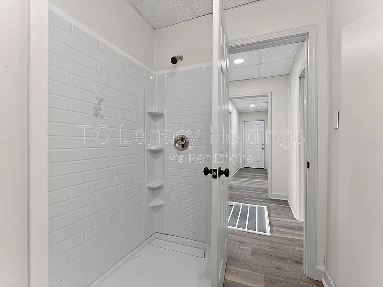604 Hart St — Photo 29