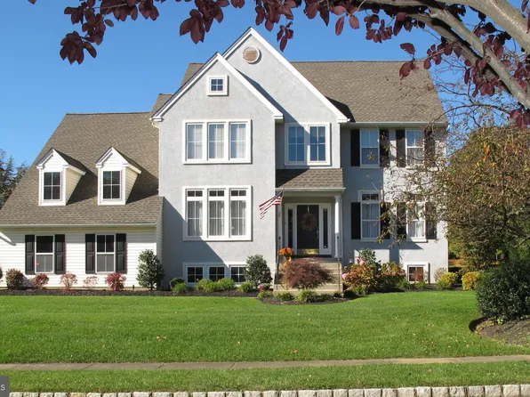 2 Frost Rd, Cinnaminson, NJ 08077