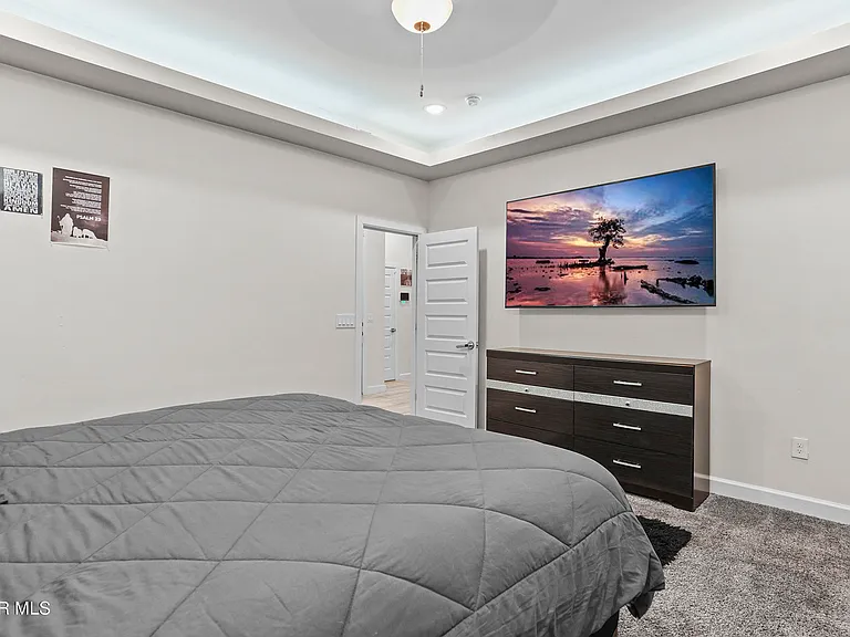 12308 Desert Heights Ct — Photo 20
