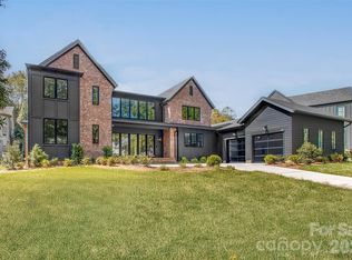 9119 Summer Club Rd, Charlotte, NC 28277