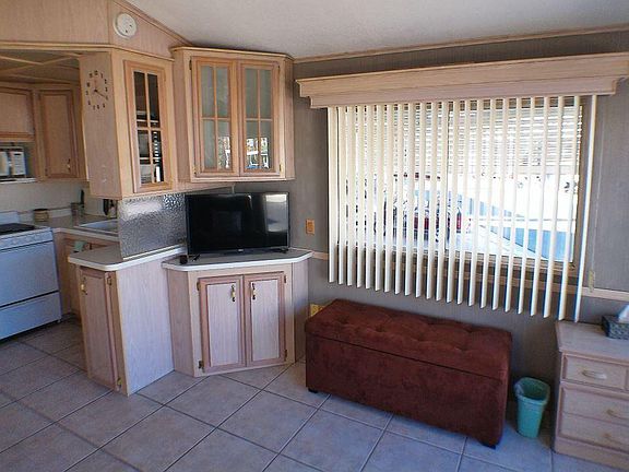 5th image of 84136 Avenue 44 Space 521