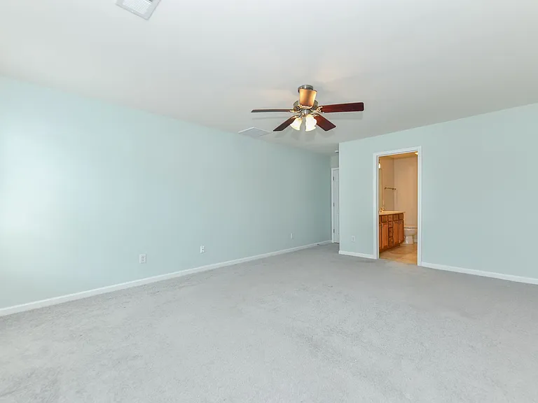 5011 Harness Ln — Photo 21