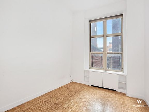 3rd image of 120 E 87th St #P4-i