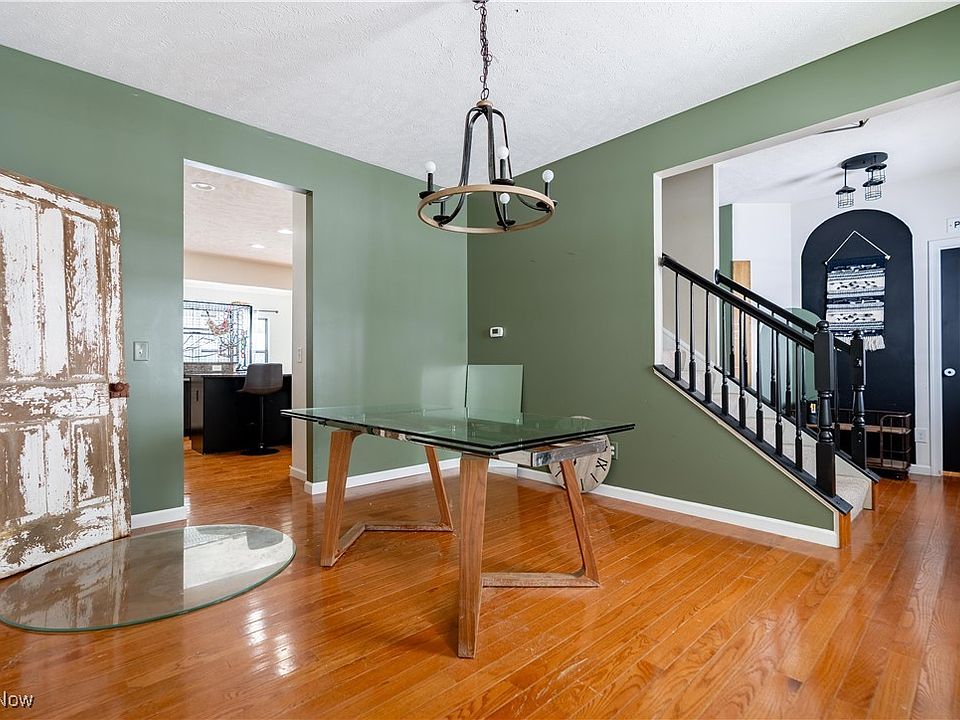 7267 Jimmie St SW, Massillon, OH 44646 | Zillow