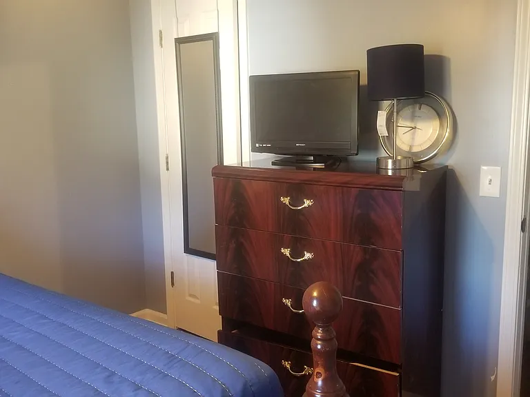 Meadow Oak Dr — Photo 39