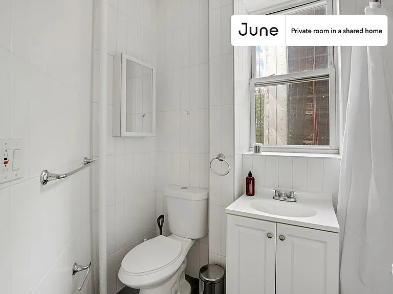 252 Madison St #3A — Photo 14