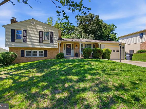 3rd image of 11866 Catoctin Dr