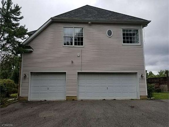 2nd image of 15 Westview Dr