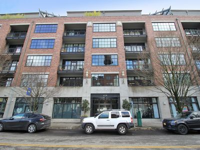 408 NW 12th Ave APT 403, Portland, OR, 97209