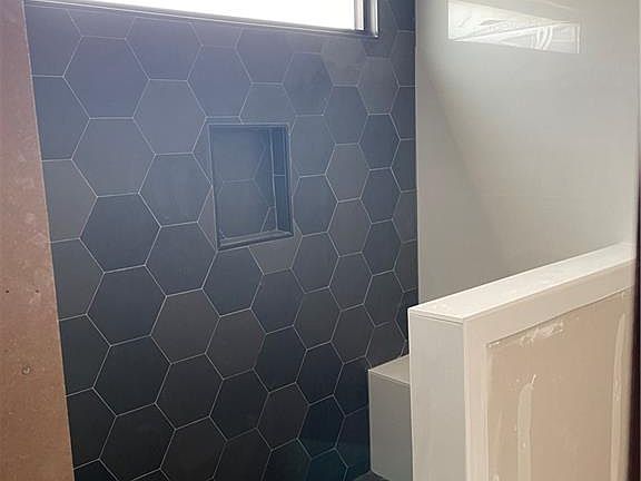 3rd image of 1715 Villa Centenario Dr