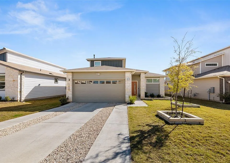 13809 Lubeck Dr
