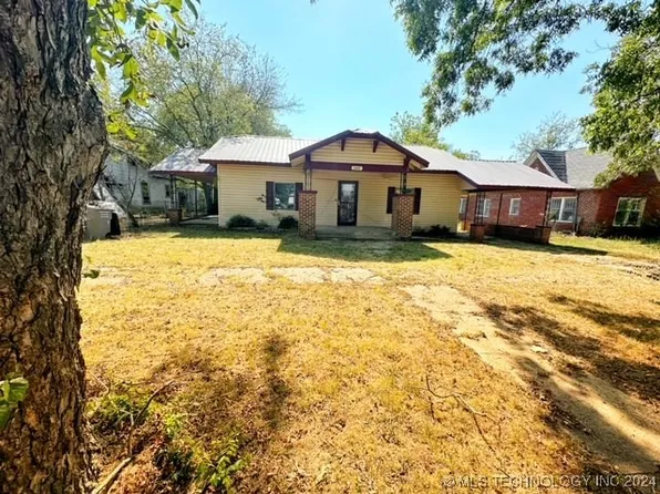 320 W 5th St, Wewoka, OK 74884