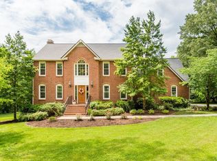102 Stirling Ct, Forest, VA 24551