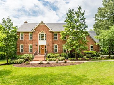 102 Stirling Ct, Forest, VA, 24551