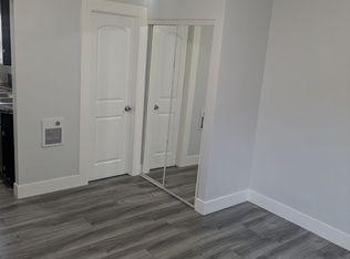 1346 E 75th St #1, Los Angeles, CA 90001