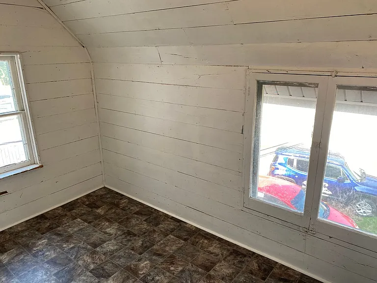 834 S 3rd Ave — Photo 5