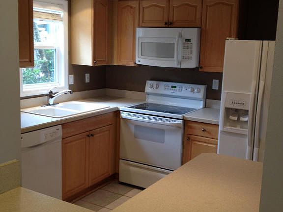 5th image of 695 A1a N Unit 121