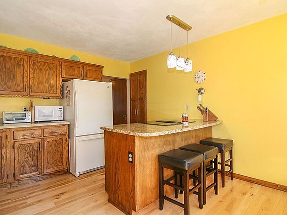 5th image of 517 Wild Plum Dr