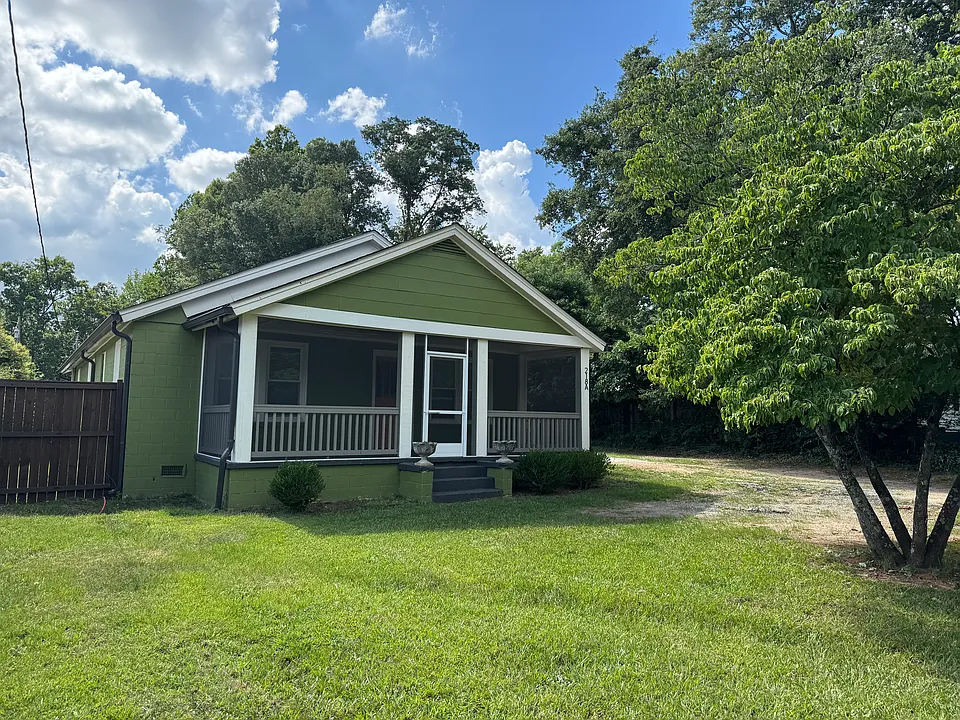 218 Old Piedmont Hwy