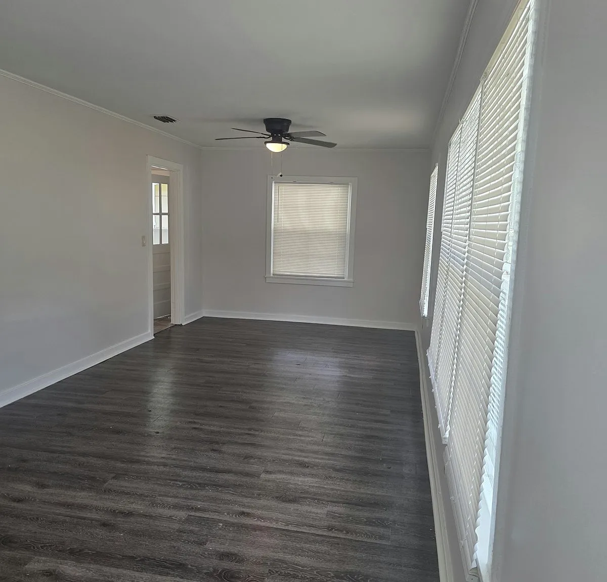 906 Quinn Street — Photo 3
