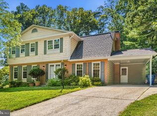 4030 Hadley Ln, Fairfax, VA 22032