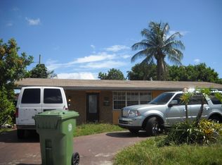 7681 NW 11th St, Pembroke Pines, FL 33024