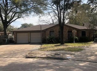 9006 Circle Cove Ct, Houston, TX 77088