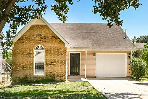 1303 Tonya Dr Photo 1