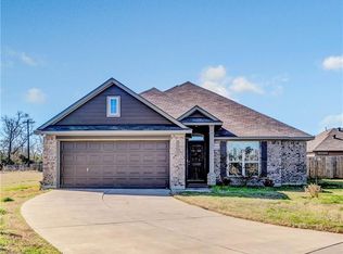 15308 Carriker Ct, College Station, TX 77845