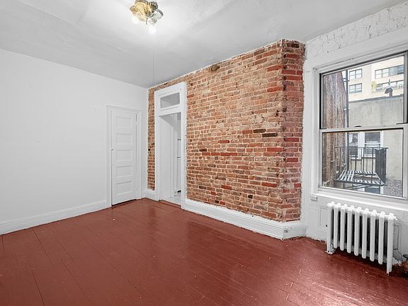 4th image of 320 E 49th St APT 65
