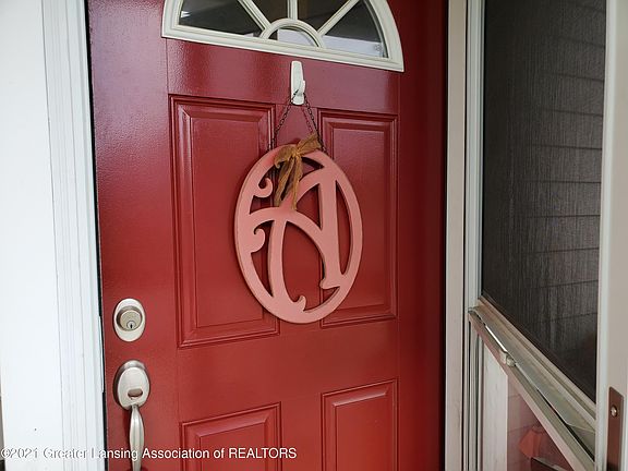 3rd image of 3715 Parula Dr