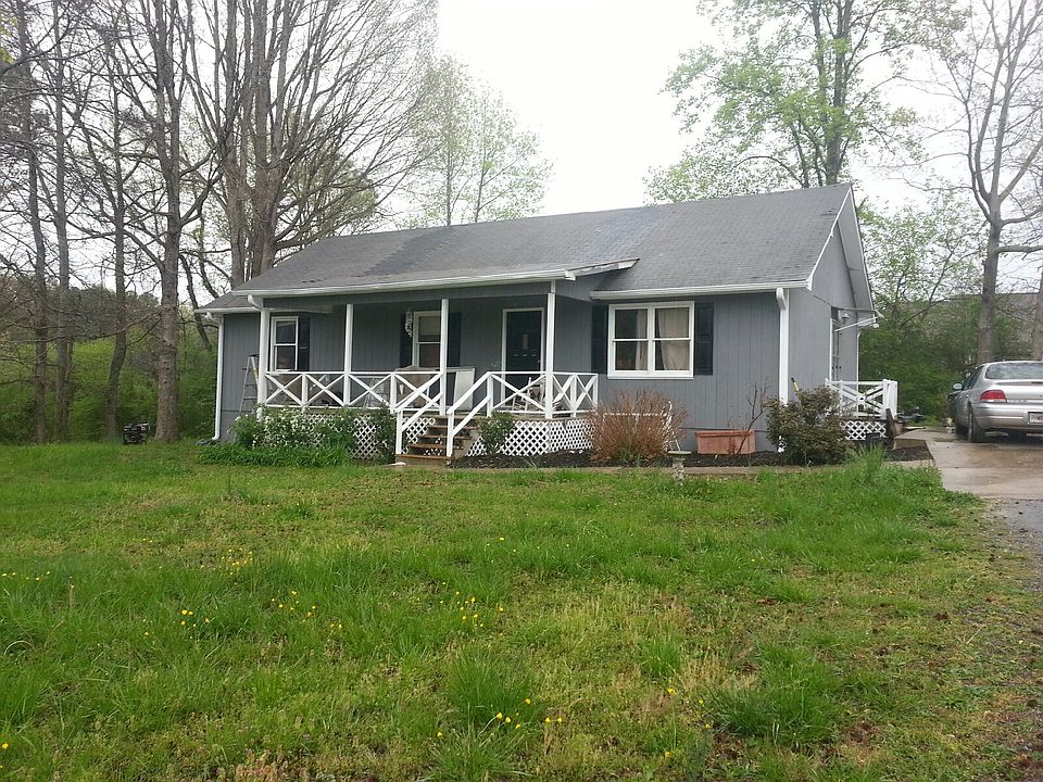 2nd image of 77 Caylor Farm Ln