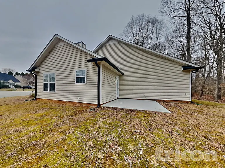 105 Haven Grove Trl — Photo 18
