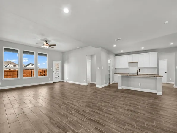 4424 Aralia Dr, Fort Worth, TX 76036