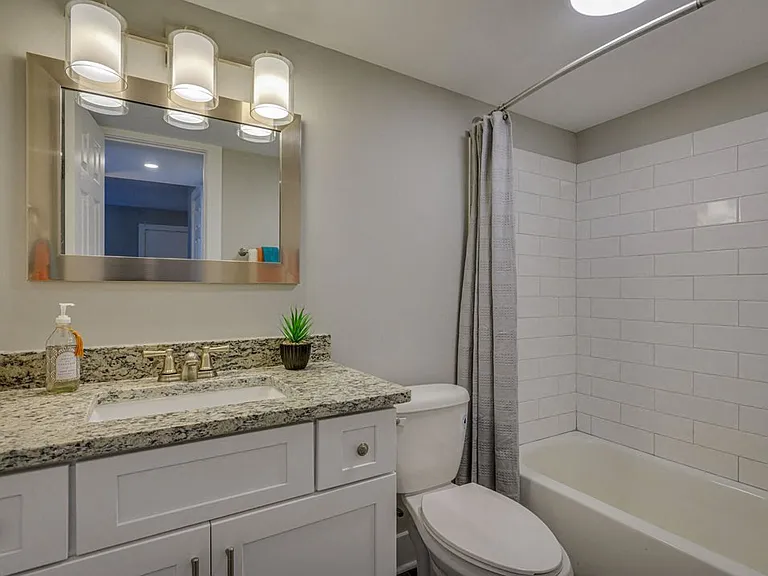 The Pointe at Bailey Cove — Photo 12