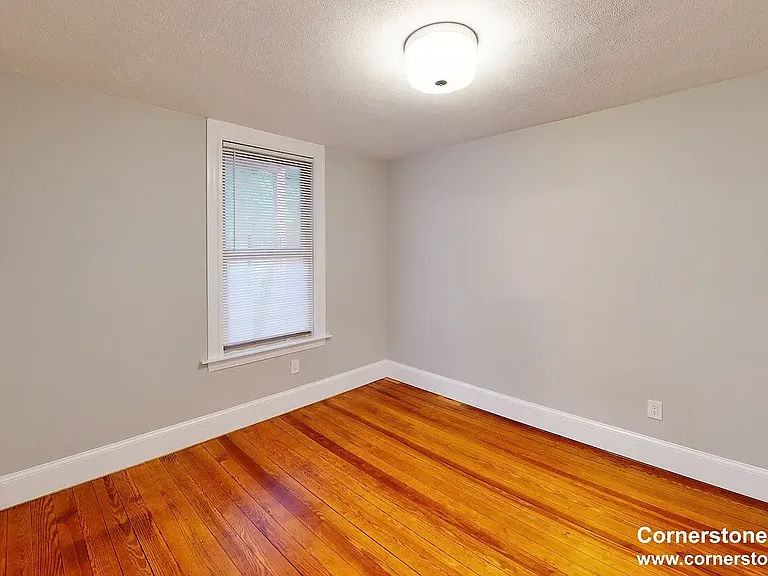267 E Cottage St #3 — Photo 11