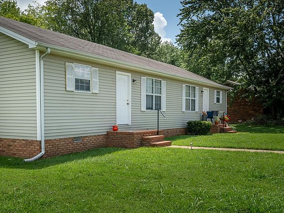 2nd image of 407 Northwood Dr