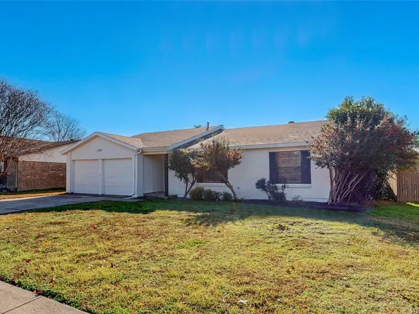 6912 Chapman Rd, North Richland Hills, TX 76182
