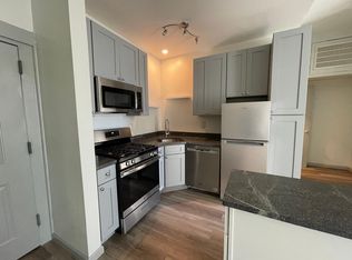 1013 Saint Paul St APT 2F, Baltimore, MD 21202