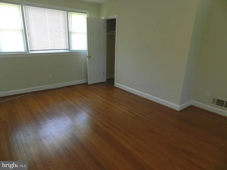4901 Braymer Ave — Photo 3