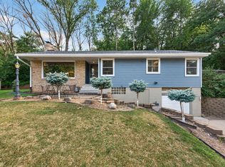 1417 Stickney Ave, South Saint Paul, MN 55075
