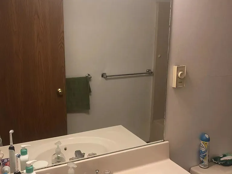 1918 Weaver St #4 — Photo 7