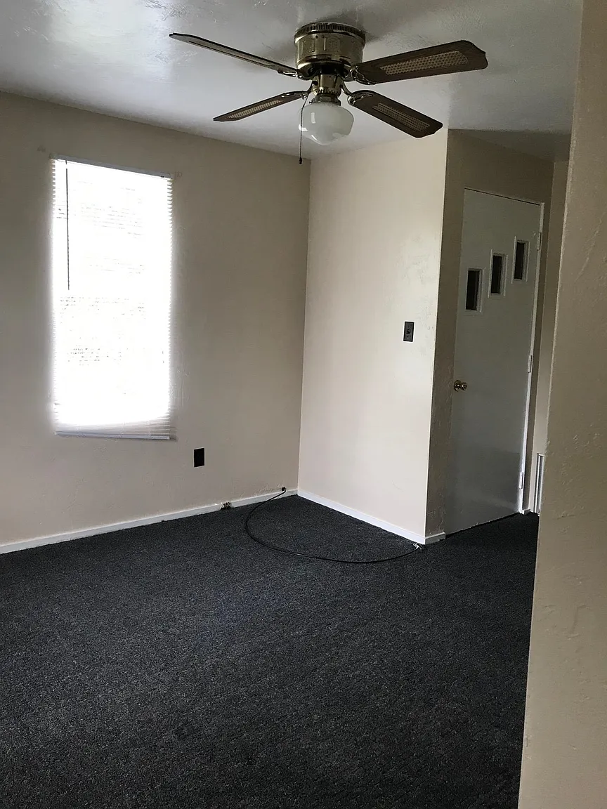 227 S Jefferson Ave photo 1