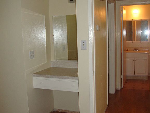 5th image of 115 Ponce De Leon Ave