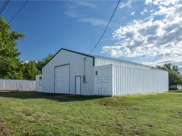 400 N Missouri St Lot S1/2 9 10 12, Thomas, OK 73669