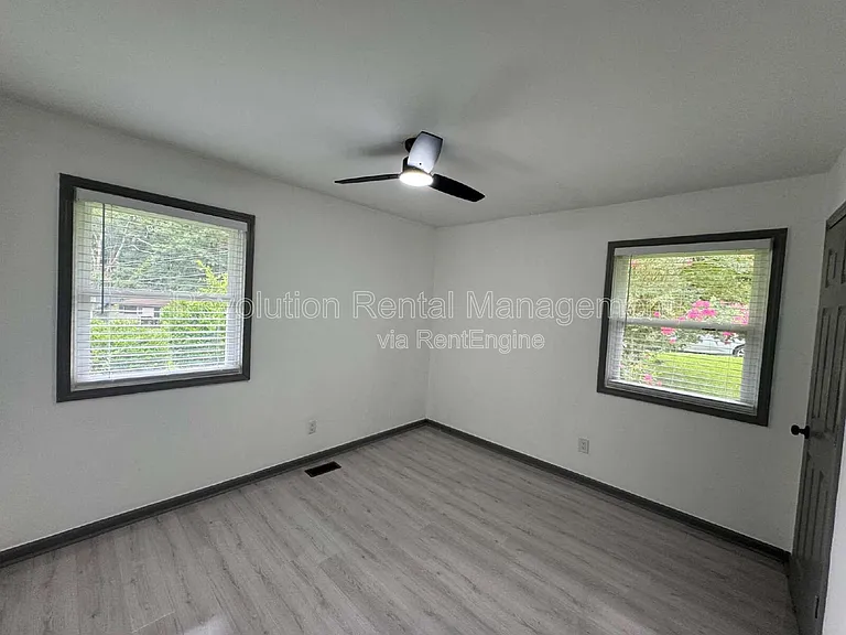 3593 Adkins Rd NW — Photo 9